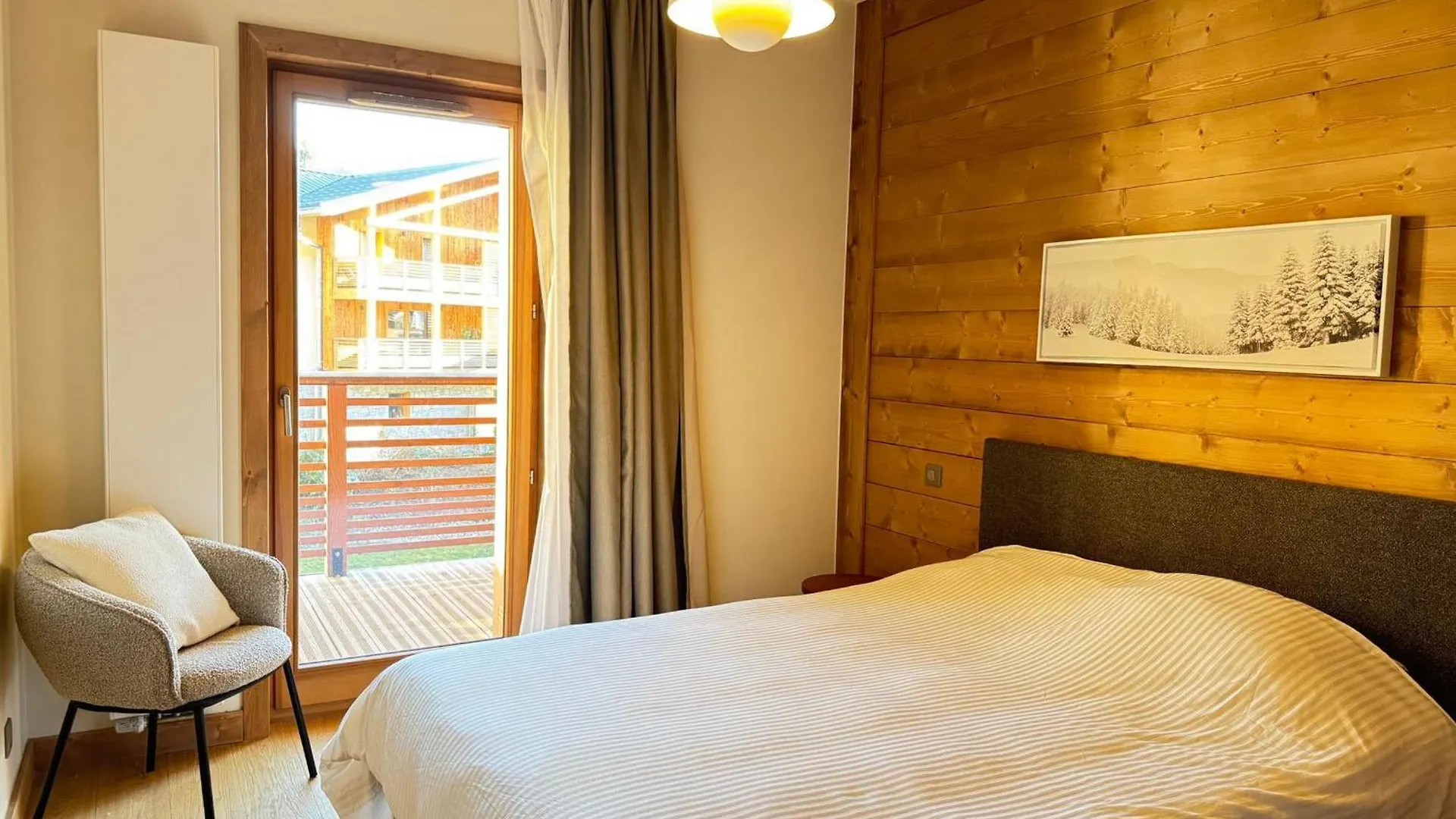 Apartment Les Gets: Apt 4-6Pers, Centre, Proche Pistes, Terrasse, Wifi, Parking - Fr-1-623-317